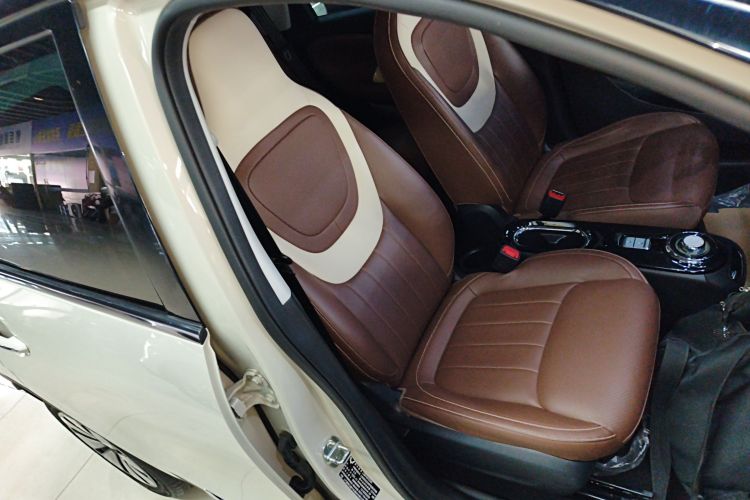 五菱汽车 五菱缤果 2023款 410km 灵犀尊享款局部细节41