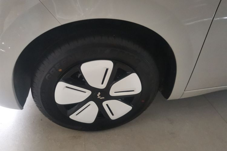 五菱汽车 宏光MINIEV 2025款 四门版 进阶款车身外观6007