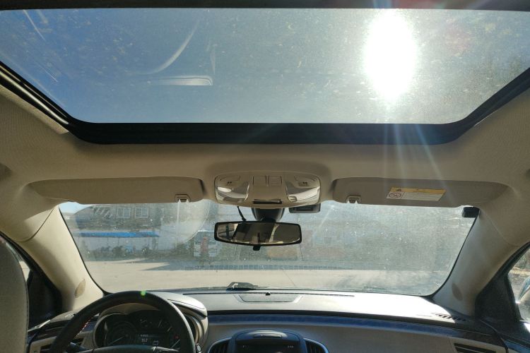 别克 君越 2013款 2.4L SIDI领先舒适型局部细节22