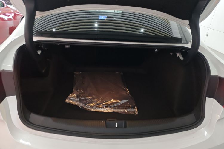 别克 君威 2024款 28T 纵享版局部细节23