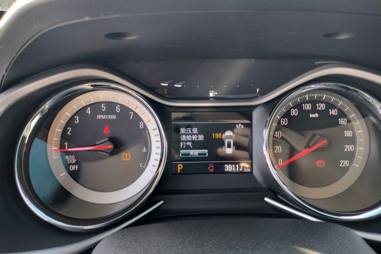 雪佛兰 沃兰多 2020款 轻混 Redline 530T 自动纵享版（5+2款）局部细节14