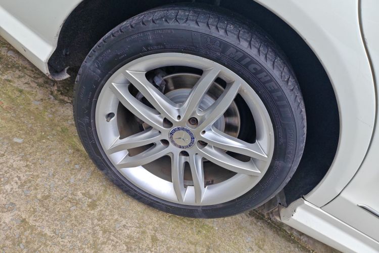 奔驰C级 2013款 C 260 时尚型 Grand Edition车身外观6008