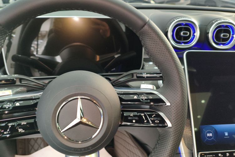奔驰C级新能源 2024款 改款二 C 350 eL中控内饰18