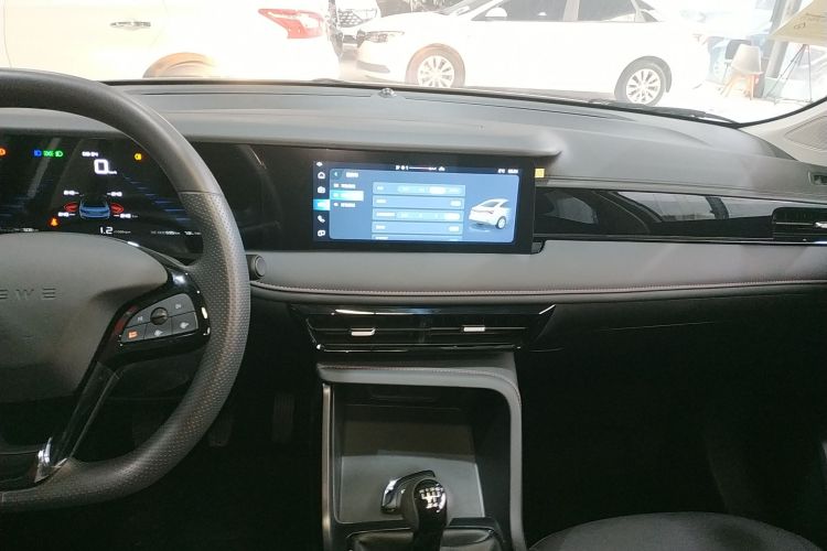 荣威i5 2023款 1.5L 手动舒享版中控内饰16