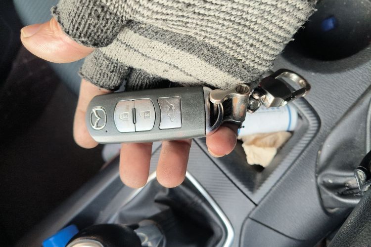 马自达3 昂克赛拉 2016款 三厢 1.5L 手动舒适型中控内饰11