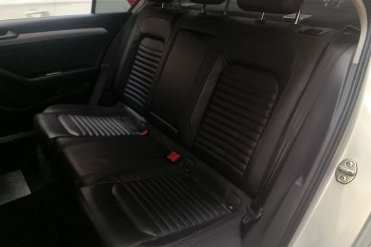 大众 迈腾 2018款 330TSI DSG 领先型中控内饰21