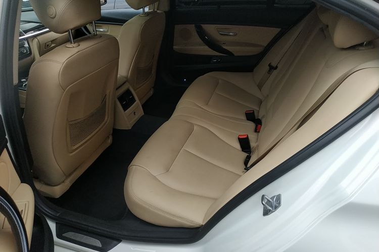 宝马3系 2017款 320Li M运动型中控内饰21