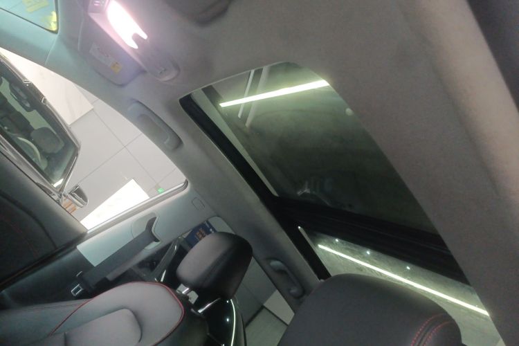 雪佛兰 创酷 2021款 Redline 335T CVT极版 国VI中控内饰22