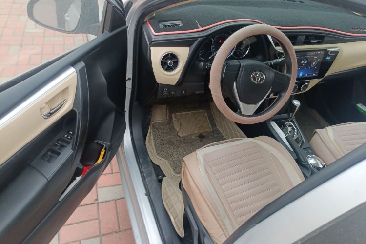 丰田 卡罗拉 2017款 改款 1.2T S-CVT GL中控内饰20