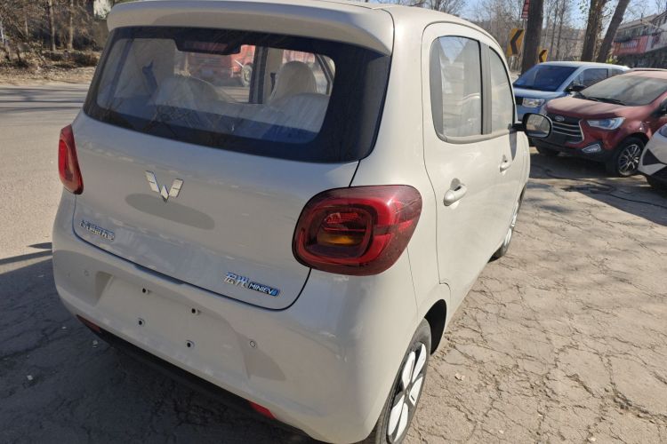 五菱汽车 宏光MINIEV 2025款 四门版 进阶款车身外观7