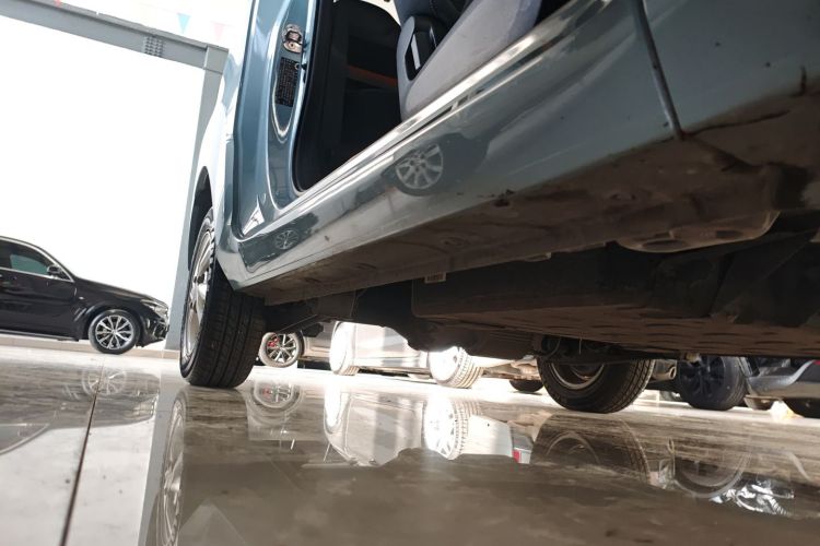 五菱汽车 宏光MINIEV 2020款 自在款 磷酸铁锂局部细节9001