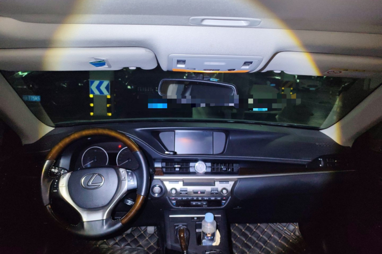 雷克萨斯ES 2014款 250 典雅版中控内饰7002