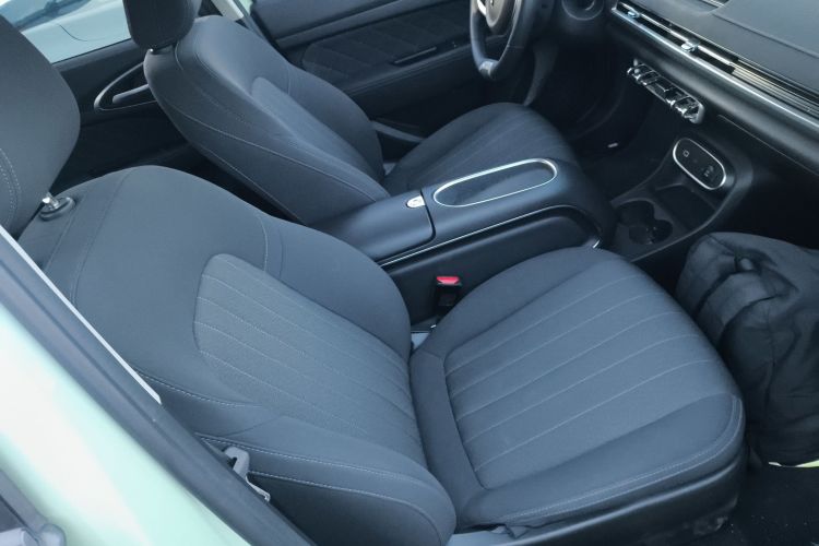 欧拉好猫 2023款 401km标准续航 舒享型 磷酸铁锂中控内饰41