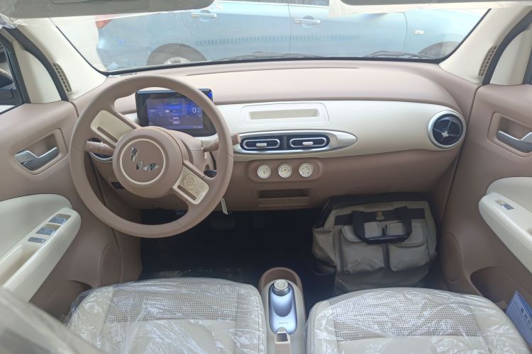 五菱汽车 宏光MINIEV 2025款 四门版 进阶款中控内饰12