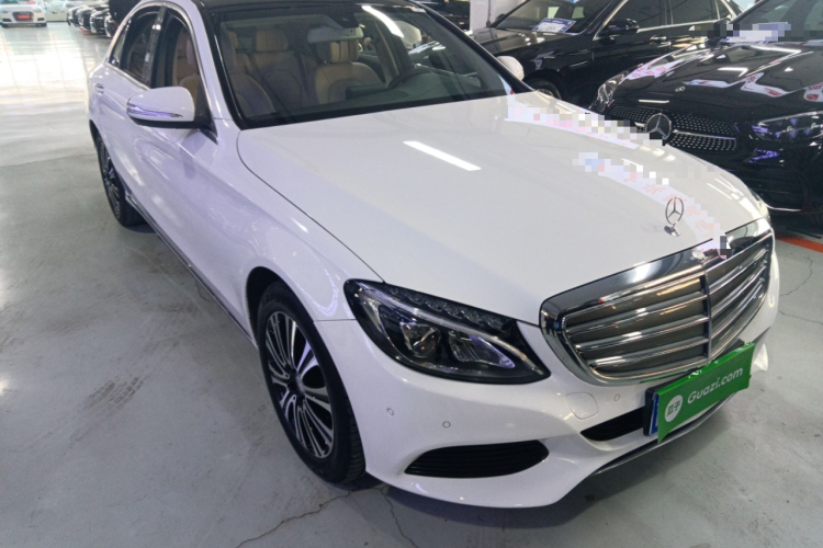 奔驰C级 2016款 C 200 L车身外观3