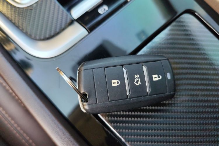 长安 逸动 2018款 1.6L GDI 自动领尚型中控内饰7001