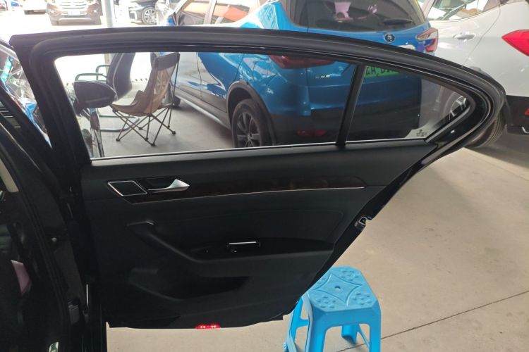 大众 迈腾 2019款 330TSI DSG 豪华型 国VI中控内饰45