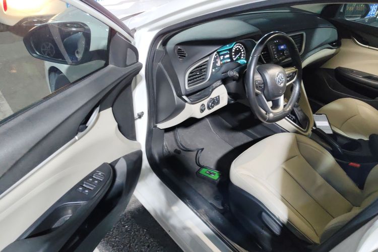 别克 英朗 2018款 15T 双离合精英型 国V中控内饰7003