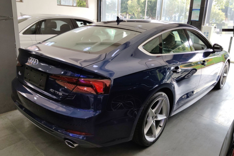 奥迪A5 2017款 Sportback 40 TFSI 时尚型车身外观7