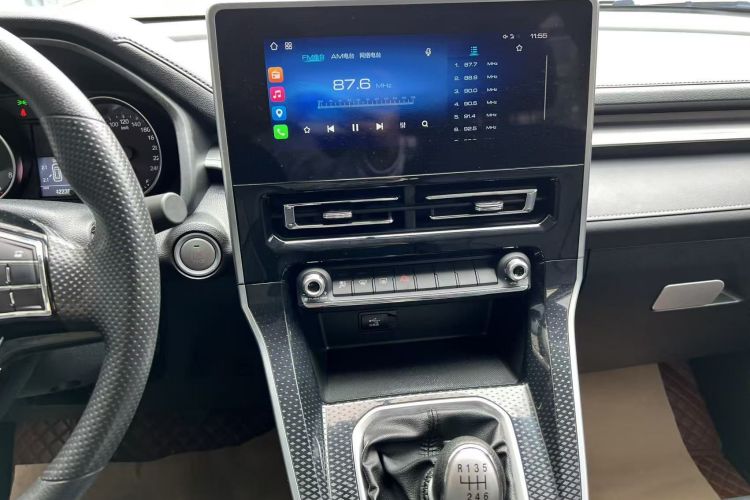 哈弗M6 2021款 PLUS 1.5T 手动精英智联型中控内饰16