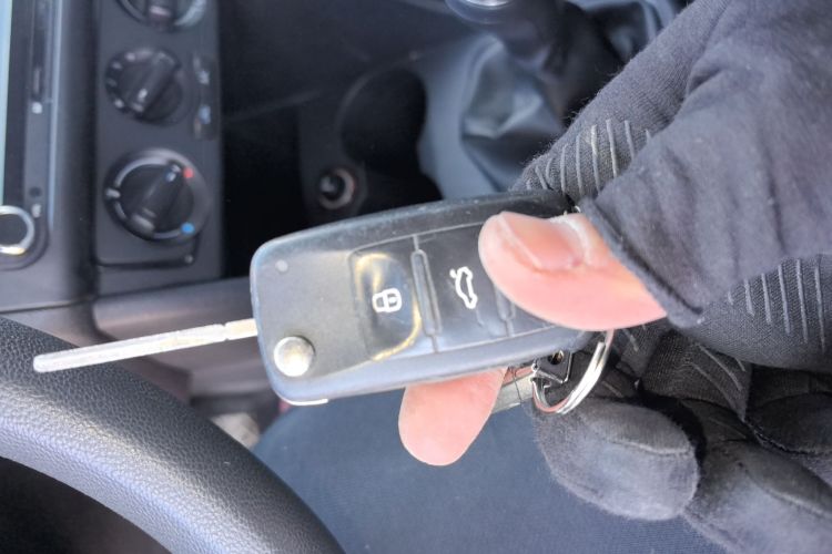 大众 Polo 2014款 1.4L 手动风尚版中控内饰7001