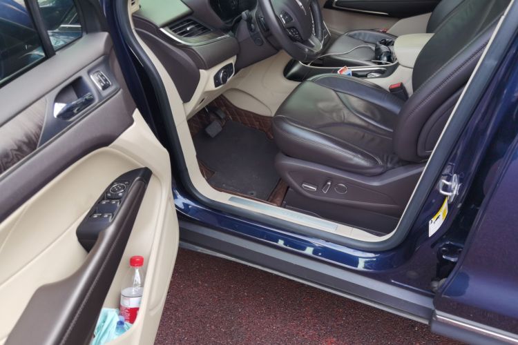 林肯MKC 2017款 2.0T 四驱尊雅版中控内饰7003