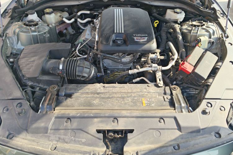 凯迪拉克CT5 2023款 28T 豪华型（标准版）机舱底盘24