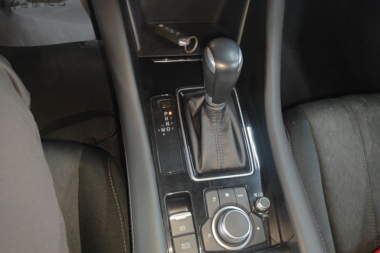 马自达 阿特兹 2020款 2.0L 蓝天时尚版局部细节18