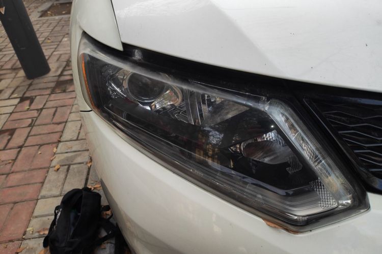 日产 奇骏 2014款 2.0L CVT智领版 2WD车身外观6006