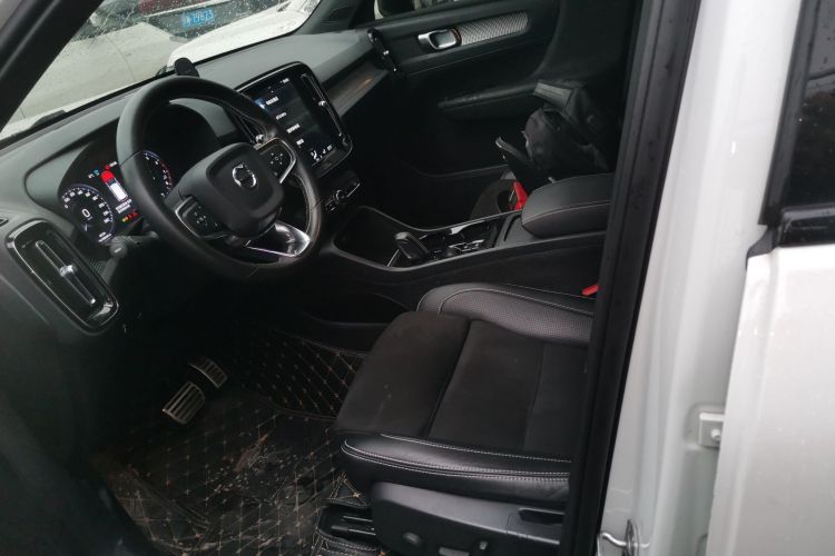 沃尔沃XC40 2021款 T4 四驱智远运动版局部细节19