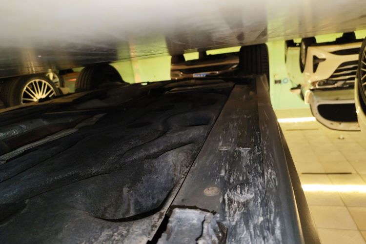 宝马X1 2021款 sDrive20Li 时尚型局部细节9001