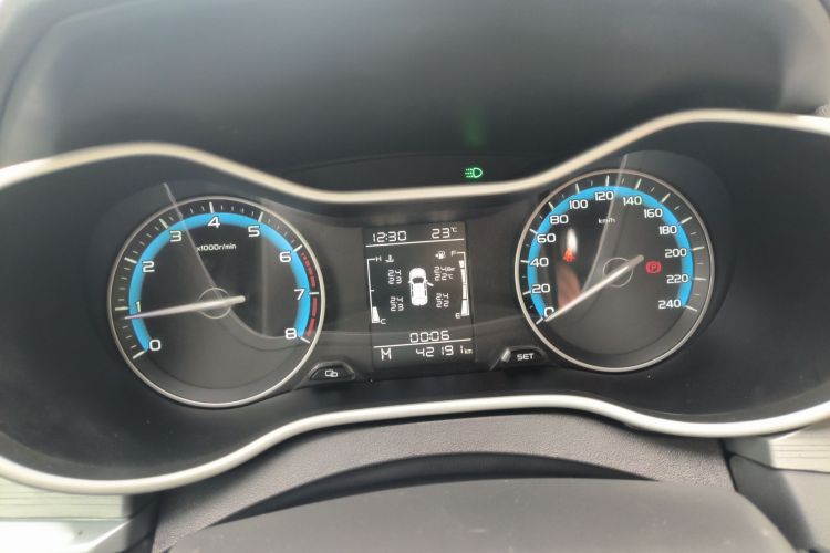 吉利汽车 帝豪 2021款 UP 1.5L 手动豪华型中控内饰14