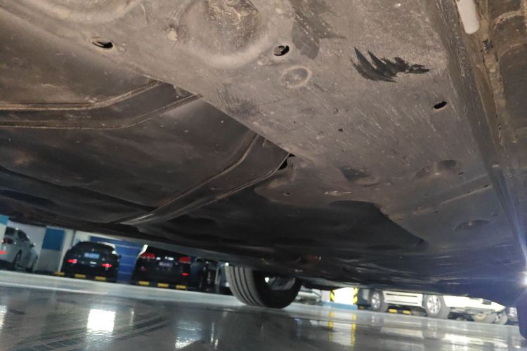 奥迪Q6 2023款 50 TFSI quattro 凌云版 edition one局部细节9002