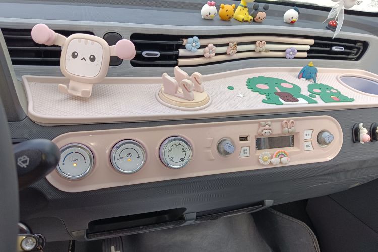 五菱汽车 宏光MINIEV 2022款 马卡龙绘色款 磷酸铁锂中控内饰16