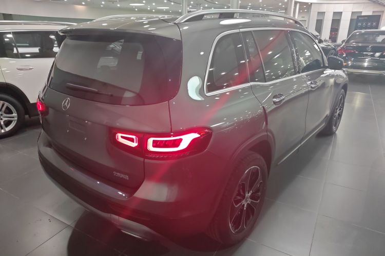 奔驰GLB 2022款 改款 GLB 200 时尚型车身外观6005