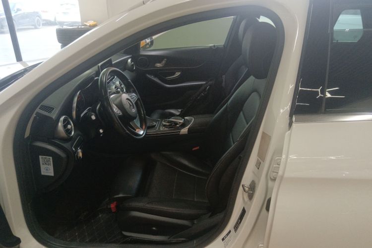 奔驰C级(进口) 2017款 C 200 旅行轿车局部细节19