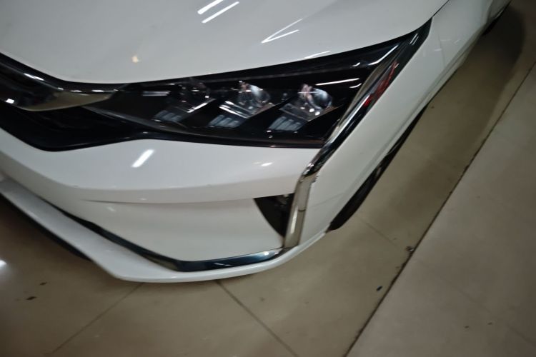 东风风神 奕炫 2020款 230T 自动炫酷版车身外观36