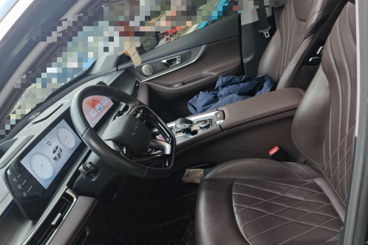 奇瑞 瑞虎8 PRO 2024款 冠军版 390T 两驱巅峰版 5座局部细节19