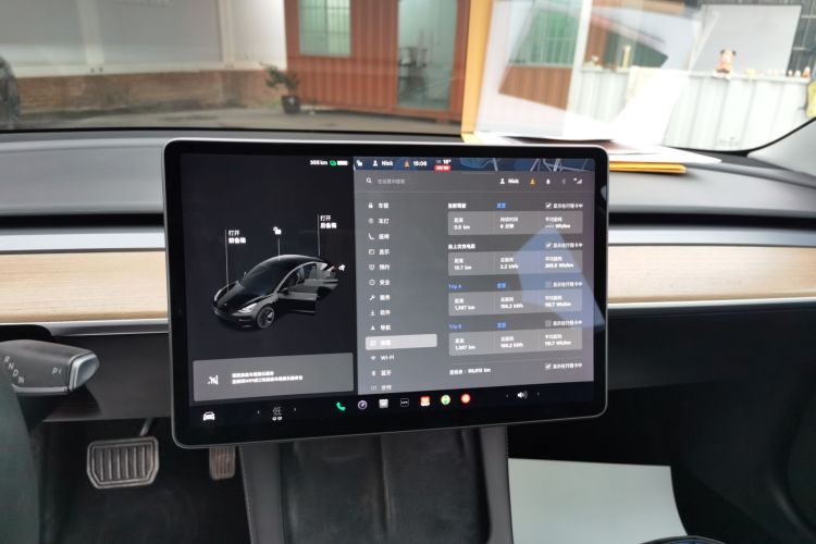 特斯拉 Model 3 2021款 标准续航后驱升级版局部细节16