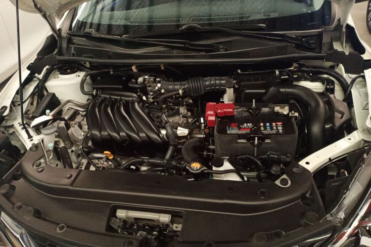 日产 轩逸 2021款 经典 1.6XL CVT豪华版机舱底盘24