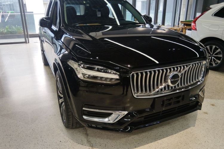 沃尔沃XC90 2020款 T6 智逸豪华版 7座车身外观3