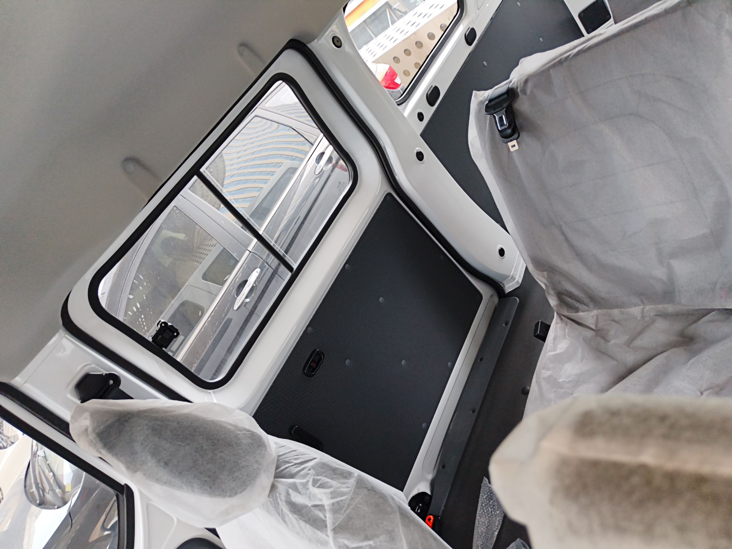 五菱汽车 五菱扬光 2024款 300KM 舒适型客车版 75kW