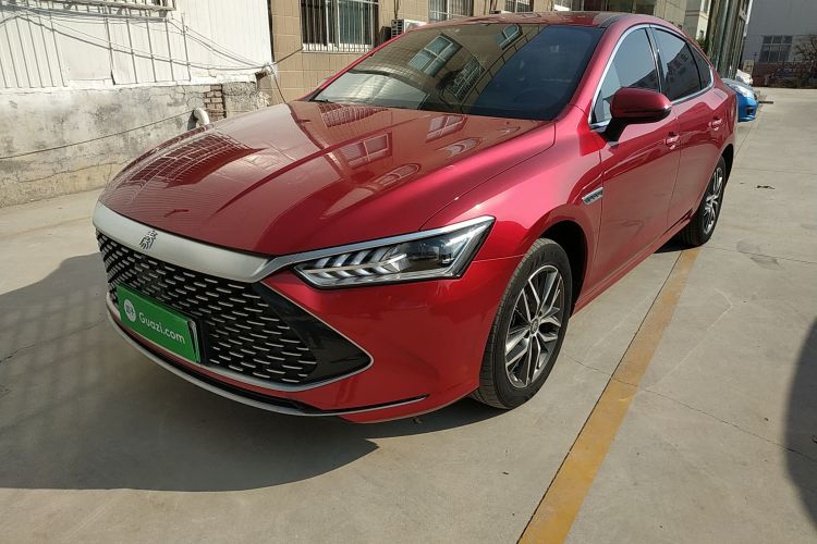 比亚迪 秦PLUS 2023款 冠军版 DM-i 120KM领先型车身外观1