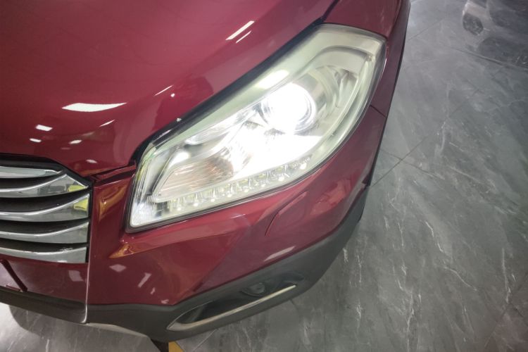 铃木 锋驭 2014款 1.6L CVT两驱精英型局部细节36