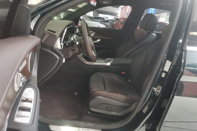奔驰GLC 2021款 GLC 260 L 4MATIC 豪华型中控内饰7003