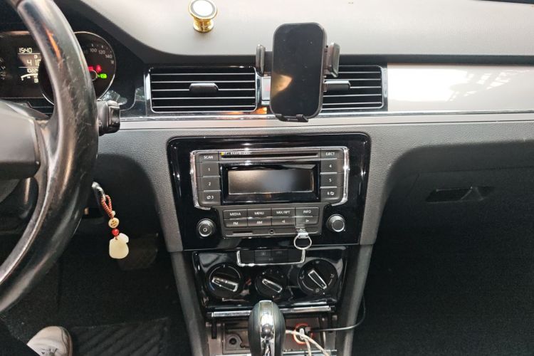 大众 宝来 2014款 1.6L 自动舒适型中控内饰16