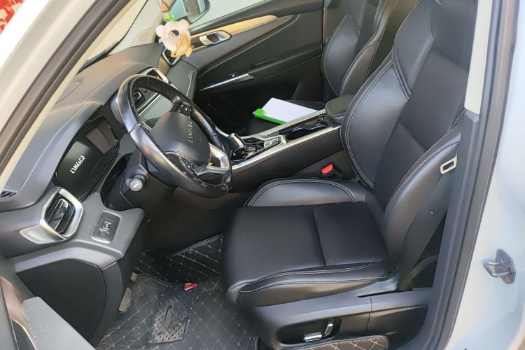 领克01 2020款 2.0T 两驱纯Pro版 国VI中控内饰19