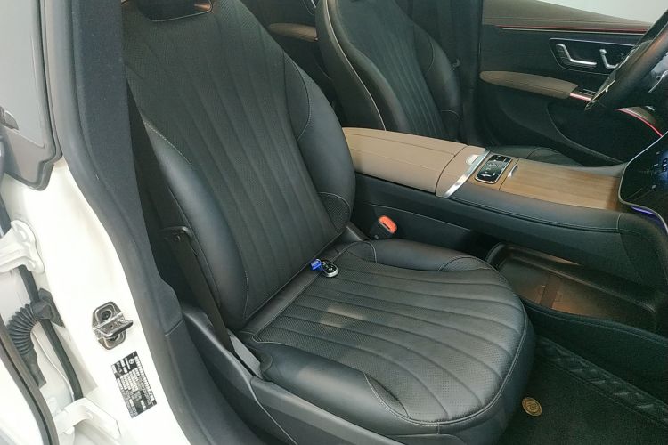 奔驰EQS 2022款 改款 450+ 先锋版局部细节41