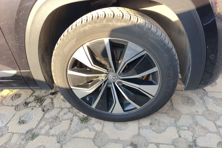 大众 途昂X 2020款 380TSI 四驱尊崇豪华版车身外观10