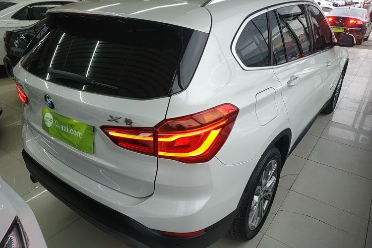 宝马X1 2018款 sDrive20Li 领先型车身外观7